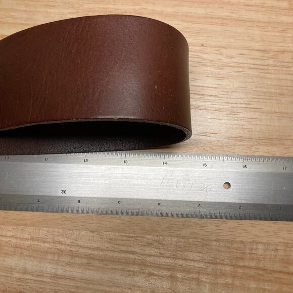 Fossil Brown Leather Buckle Belt SMALL Preowned - Picture 10 of 10